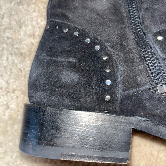 Frye Black Vicky Stud Engineer Suede Boots Size 7 - Picture 9 of 11